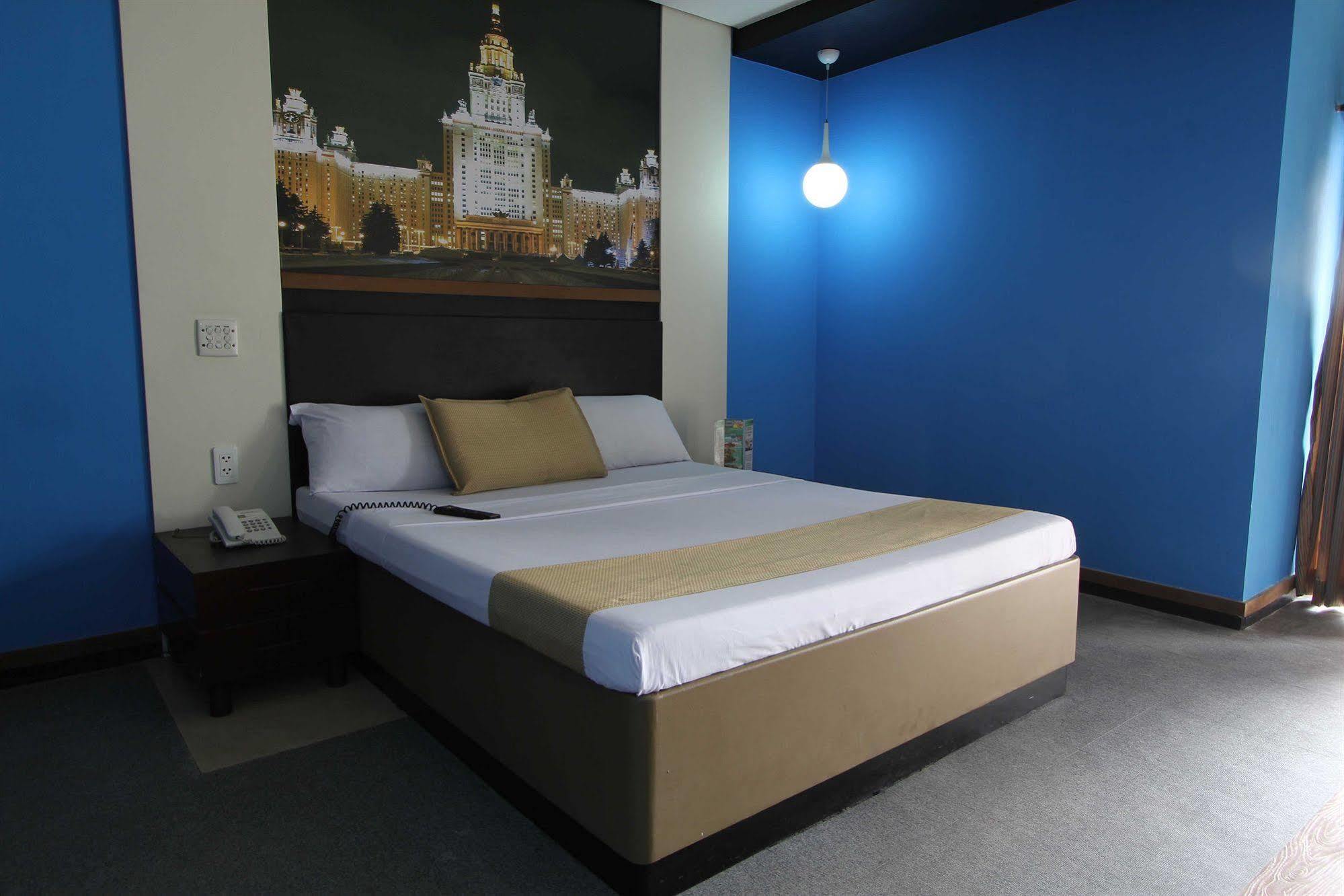 Hotel Dreamworld Araneta Cubao Eksteriør bilde